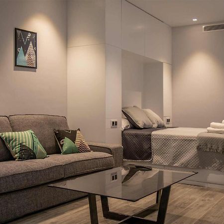Apartamentos Vacacional En Plaza De Espana Nerja Luaran gambar