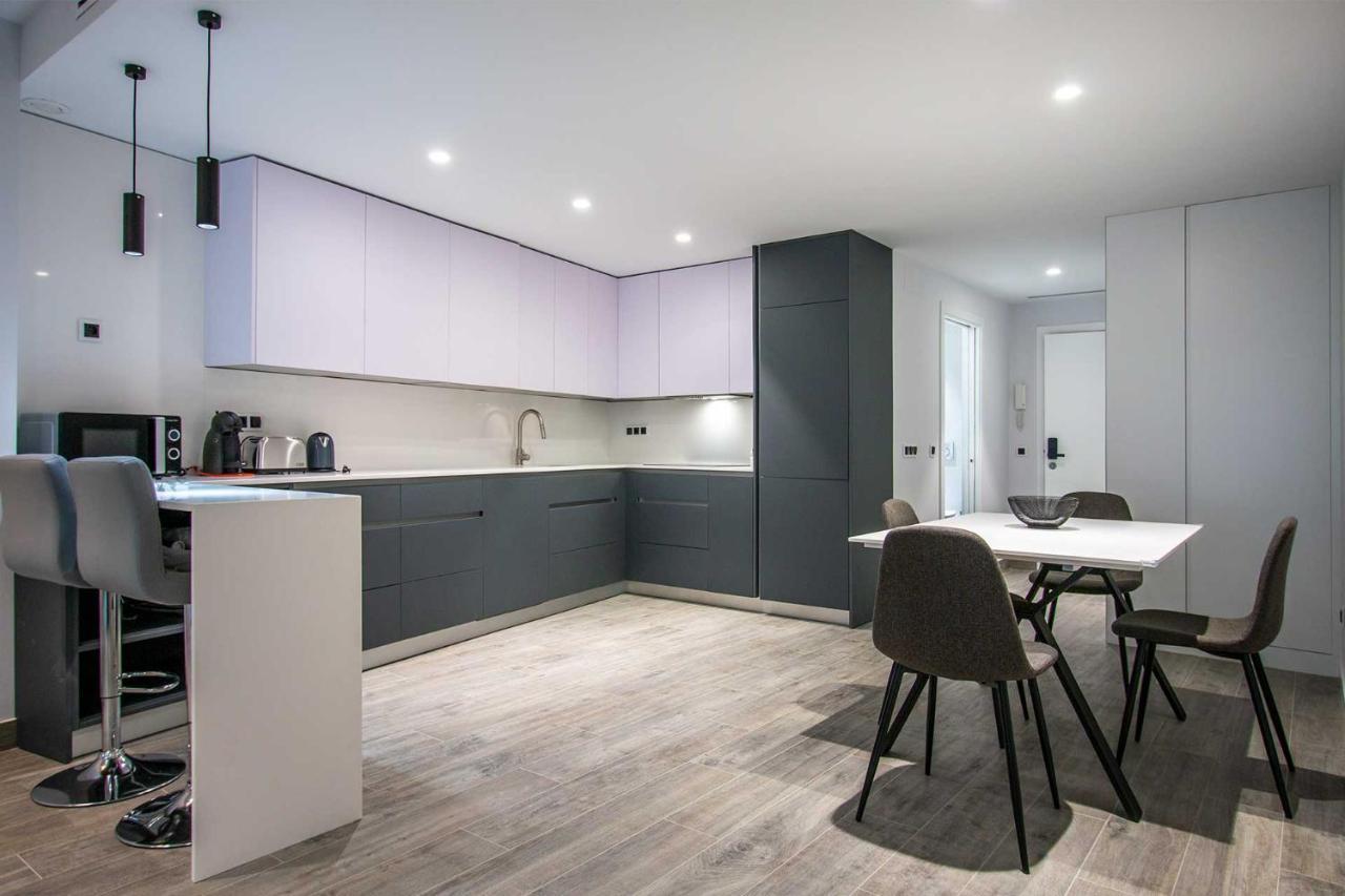 Apartamentos Vacacional En Plaza De Espana Nerja Luaran gambar