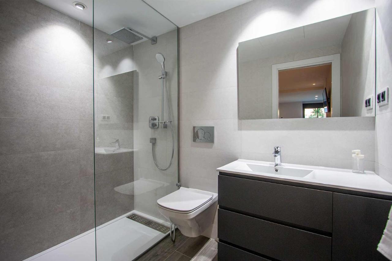 Apartamentos Vacacional En Plaza De Espana Nerja Luaran gambar