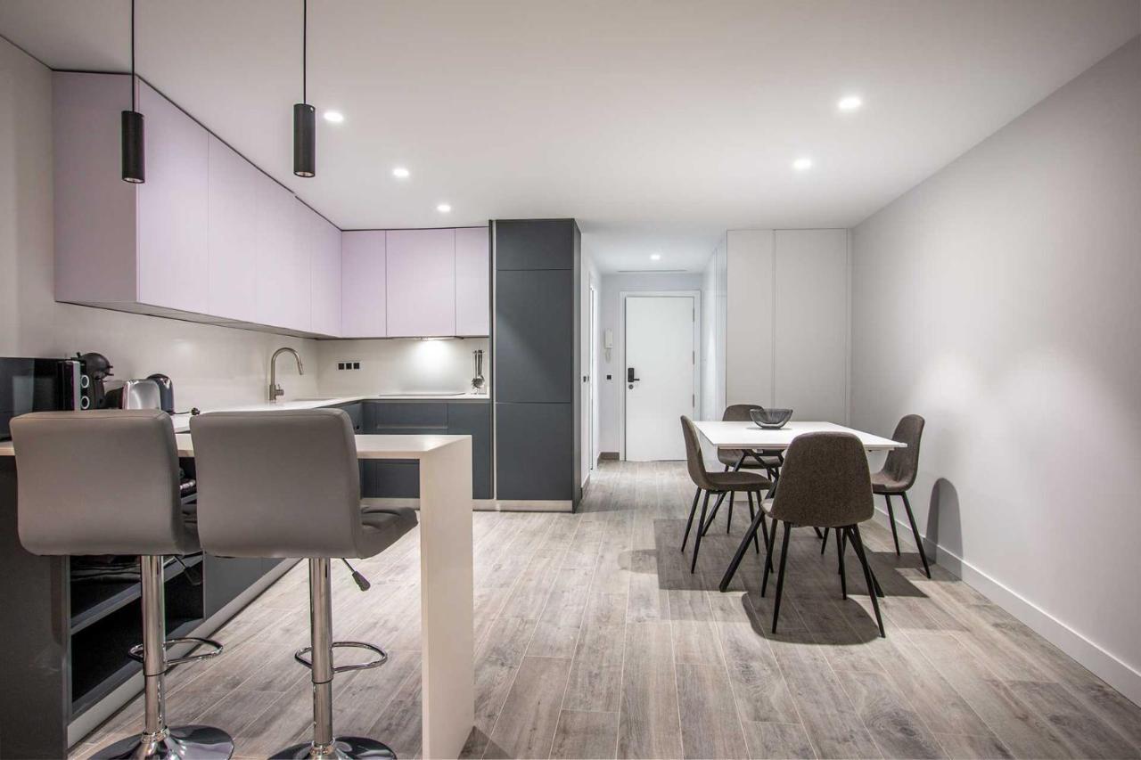 Apartamentos Vacacional En Plaza De Espana Nerja Luaran gambar