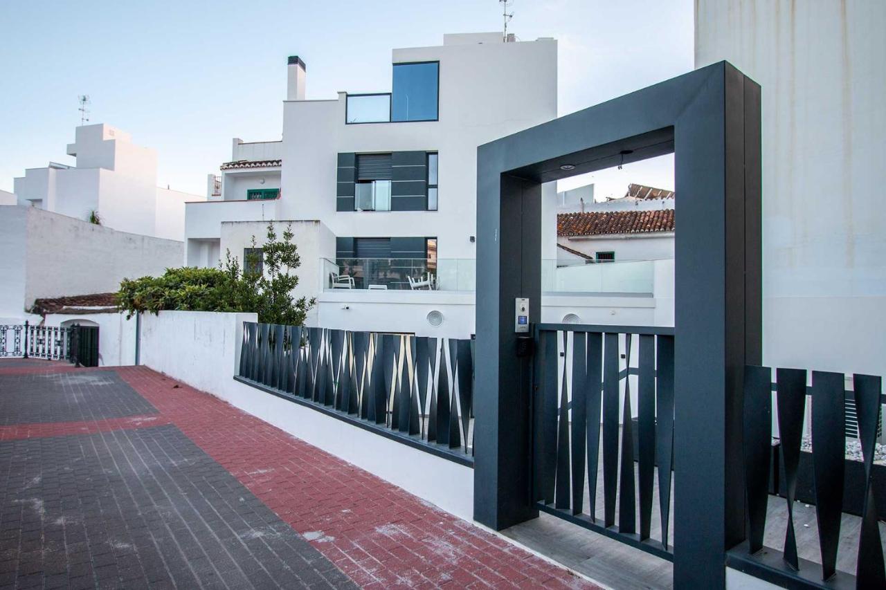 Apartamentos Vacacional En Plaza De Espana Nerja Luaran gambar